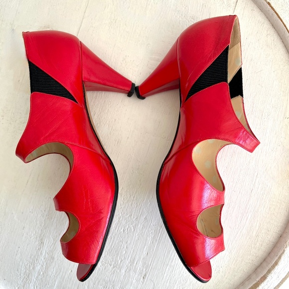 Vintage TOKIO KUMAGAI Red/ Black Leather Pumps Made In Italy - 39 1/2 - Picture 7 of 13